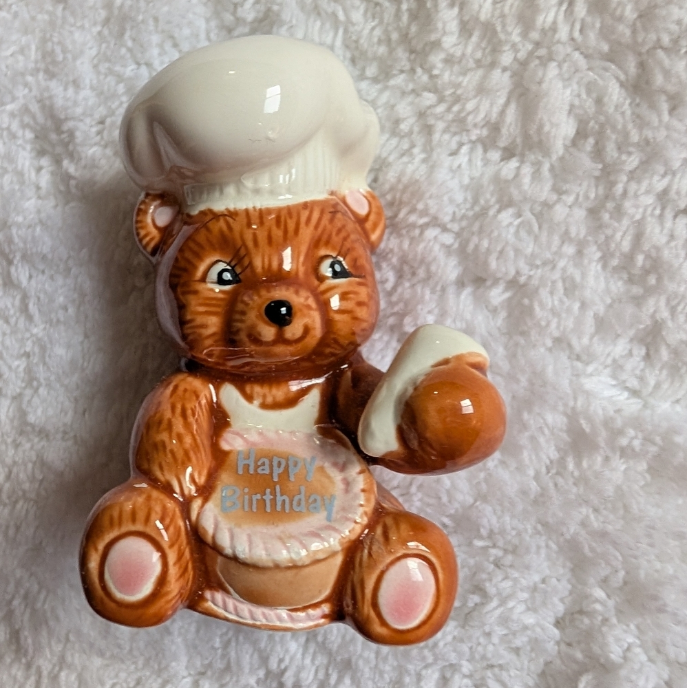 🎂 Vintage Russ Ceramic Happy Birthday Bear Baker Figurine 2.5" Collectible 🐻